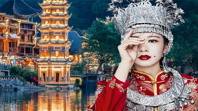 汽车-张家界天门山森林公园+网红芙蓉镇+凤凰古城+墨戎苗寨品质4日游