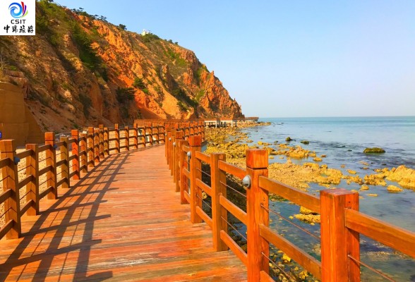 近期打算去重庆旅游，必玩的景点有哪些？怎么安排比较好？有哪些好吃的？去过的朋友有什么好的推荐吗！